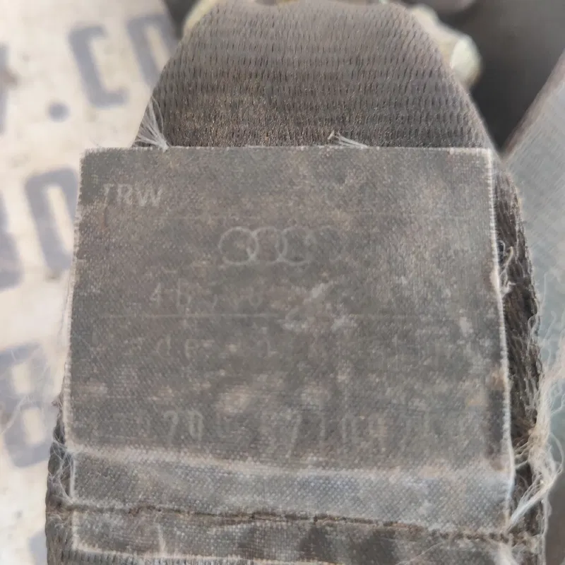 Ремінь безпеки Audi A6 C5 задній лівий OEM 193857737