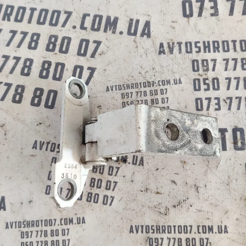 Дверна завіса Infiniti FX (08-13) зад.пр.нижня OEM es643610