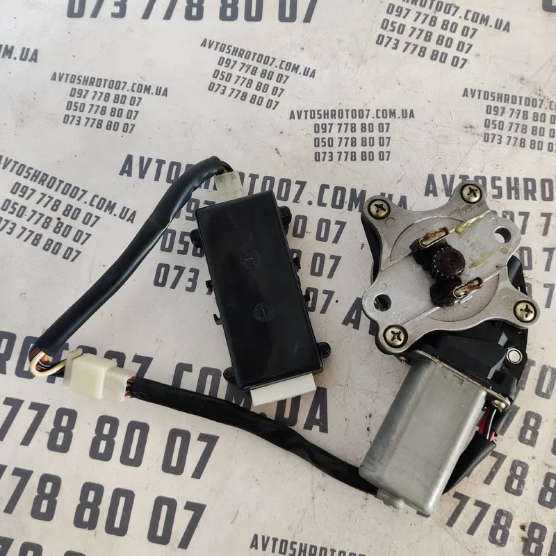 Моторчик люка Geely MK (06-14) 1.5 бенз OEM 7788007
