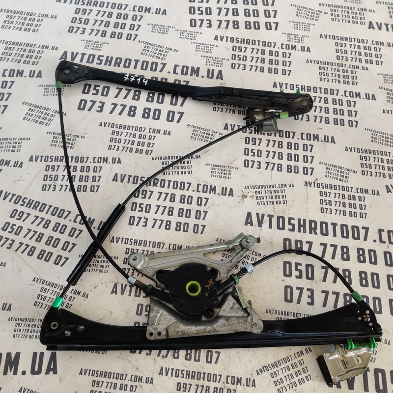 Склопідіймач передній правий Audi A6 C4 (94-97) 8d0837398b