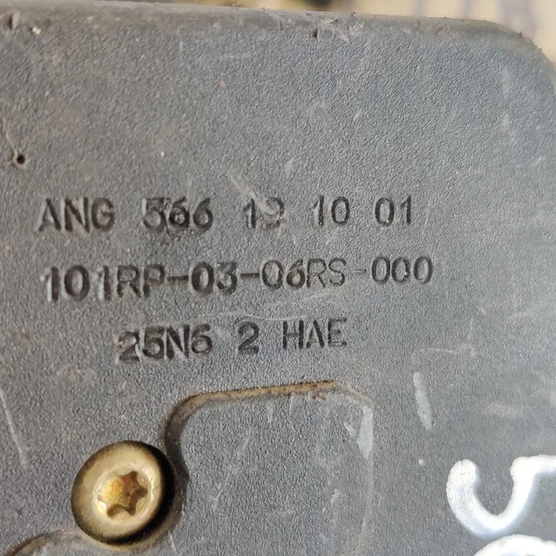Ремінь безпеки Volkswagen Passat B5 передній OEM 3b0857819b