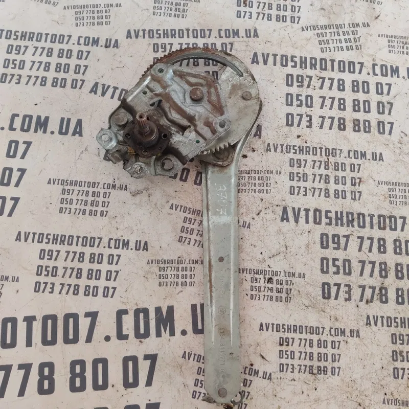 Склопідіймач BMW 316 E36 (90-00) зад. лівий OEM 513481197710