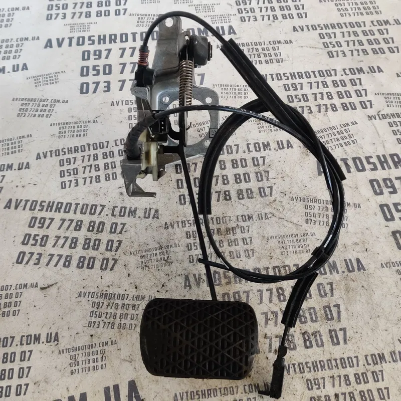 Педаль гальма Mercedes E-Class W210 (95-03) OEM 2102900619