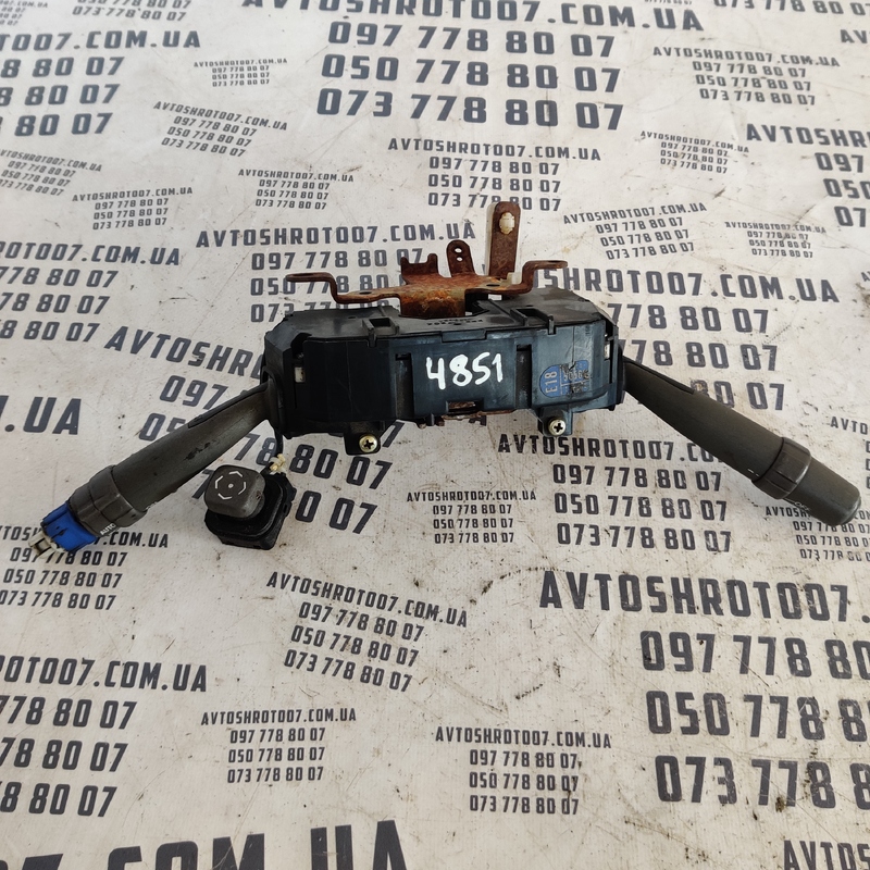 Перемикач підрульовий Lexus LS 430 (00-06) OEM 17bb24