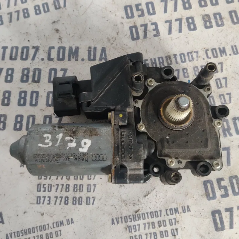 Мотор склопідіймача Audi A8 D2 (94-02) пер. прав. 4d0959802e