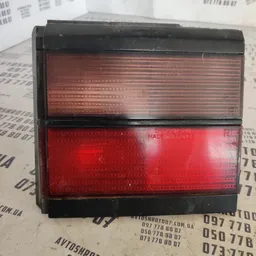 Ліхтар задній VW Passat B3 (88-93) правий OEM 333945108