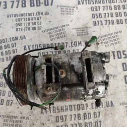 Компресор кондиціонера Audi 100 C3 (82-91) OEM 4A0260805D фото 2