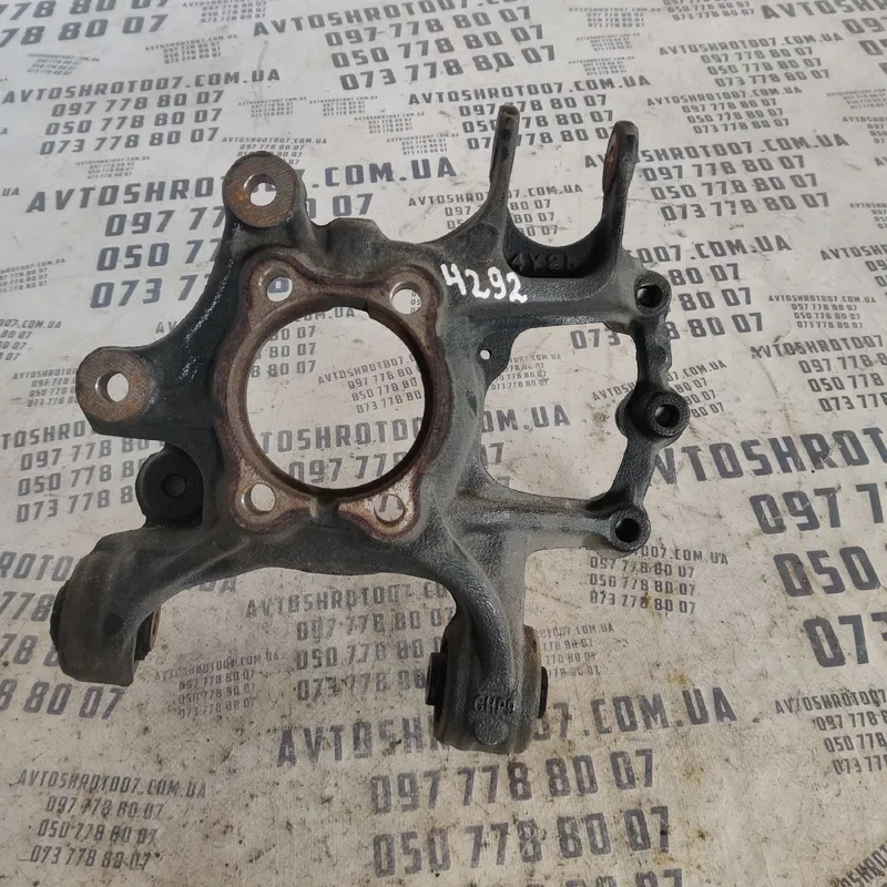 Поворотний кулак Mazda 6 GJ (12-21) зад. права OEM 4y25 chp9