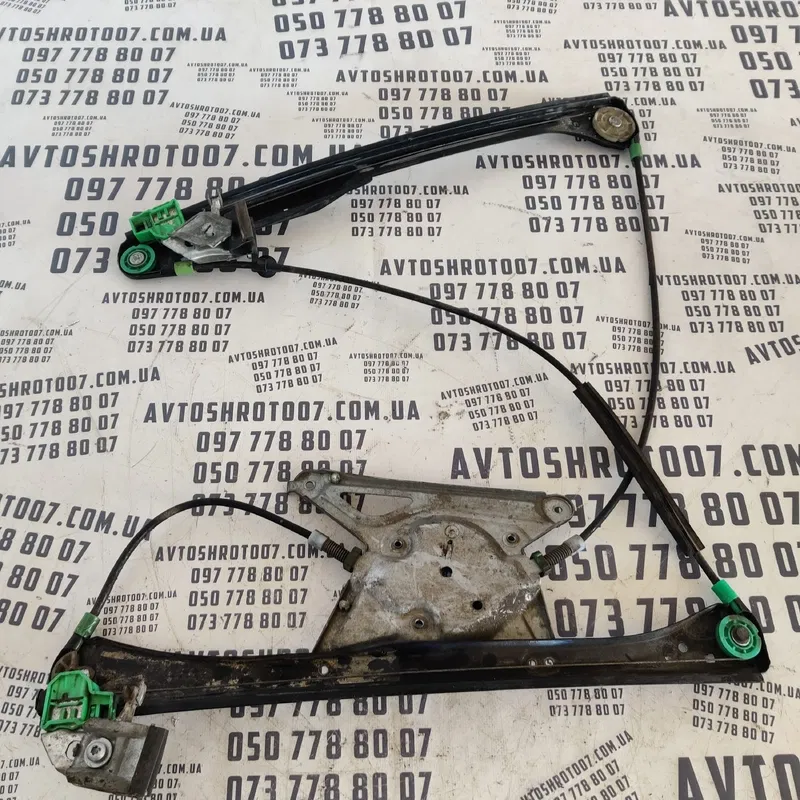 Склопідіймач передній правий Audi A6 C4 (94-97) 8d0837398b