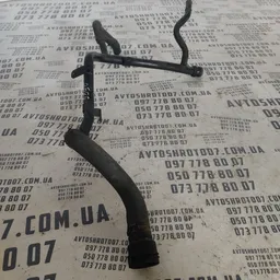 Трубка охолодження Volkswagen Jetta (10-18) 03G121065H фото 2
