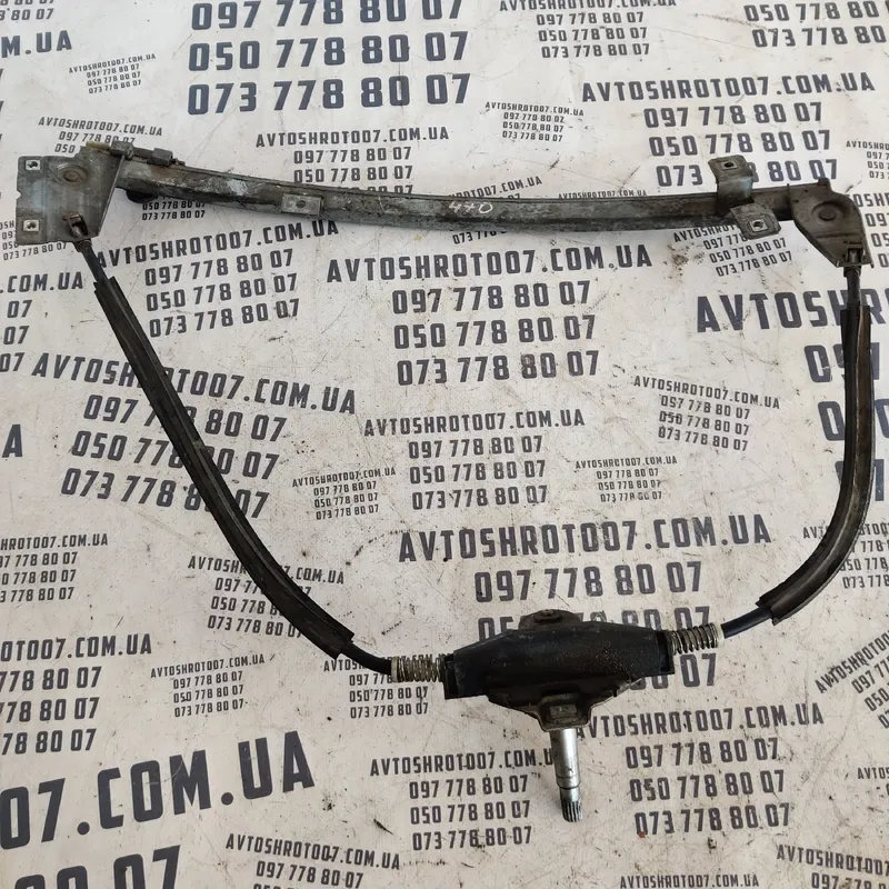 Склопідіймач Audi 100 C3 (82-91) передній правий 443837400