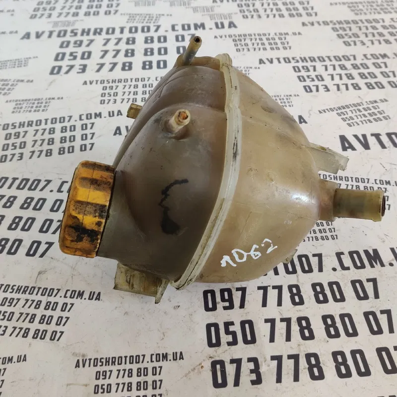 Бачок розширювальний Opel Vectra B (95-02) OEM 90499809