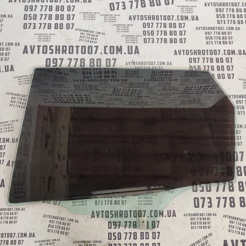 Скло дверей Mazda 3 BK (03-09) задня ліва 43r008577
