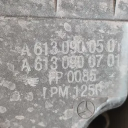 Корпус повітряного фільтра Mercedes W210 (95-03) a6130900501 фото 7
