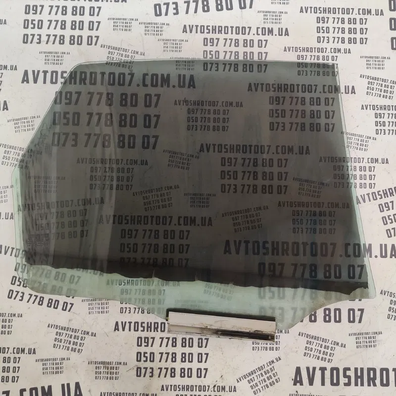 Скло дверей Opel Omega B (94-03) заднє ліве OEM 43r000981