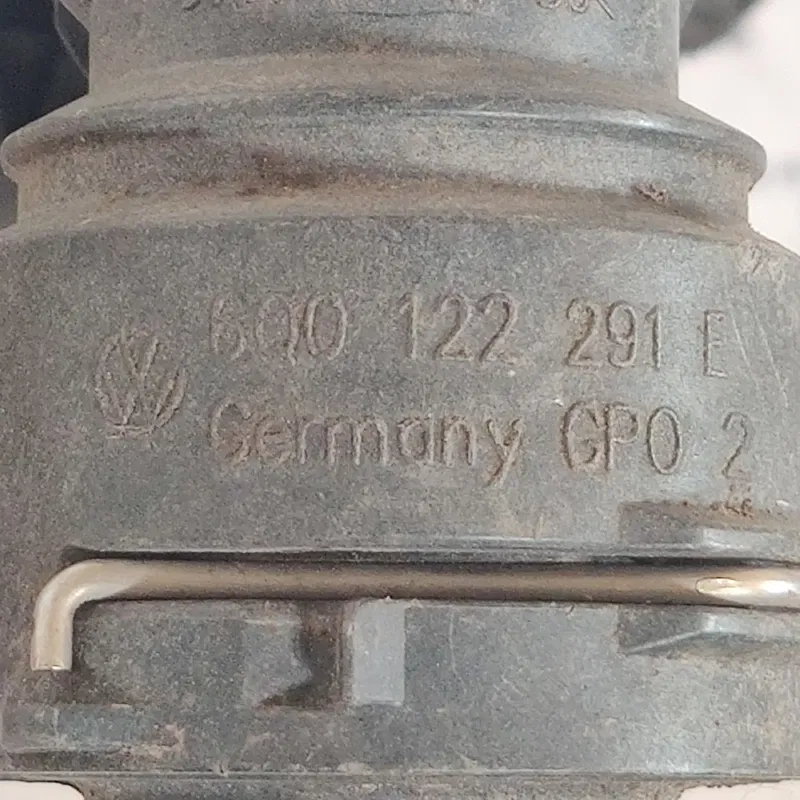 Трубка системи охолодження VW Sharan 1A OEM 600122291e