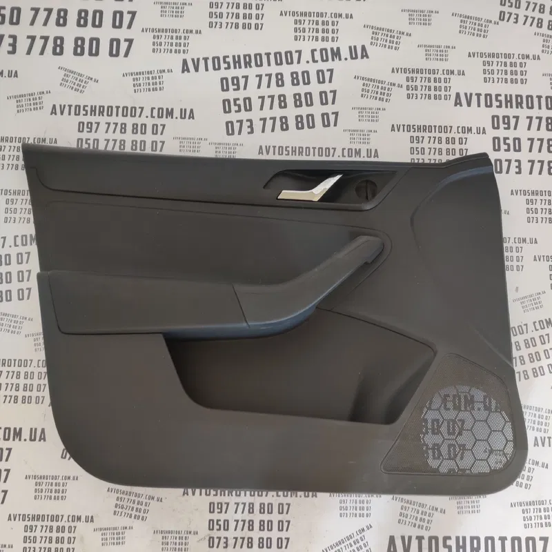 Карта дверей передня ліва Skoda Rapid 12-19 OEM 5jb867011a