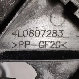 Кронштейн бампера Audi Q7 4L (05-15) 3.6Б лів. OEM 4L0807283 фото 4