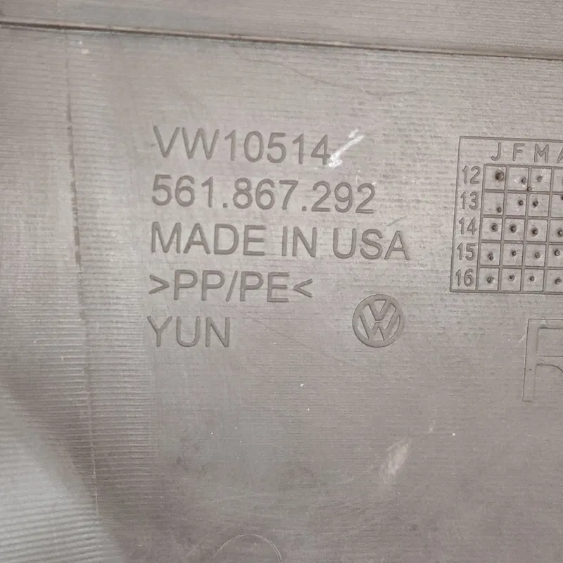 Накладка салону Volkswagen Passat B8 USA права OEM 561867292