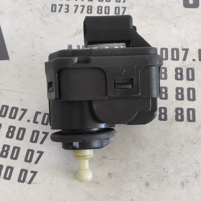 Моторчик коректора фар Audi A4 B5 (94-01) OEM 4b0941295