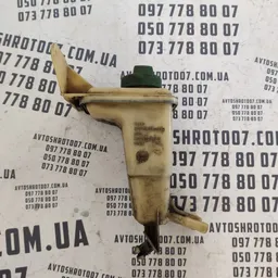 Бачок ГУР Volkswagen Passat B5 (96-05) OEM 8D0422373C