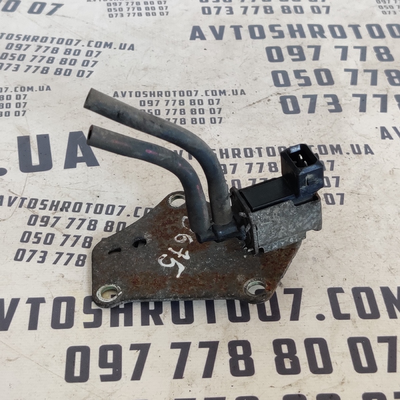 Клапан вакуумний Mitsubishi Lancer 9 (03-08) OEM K5T48277 фото 2