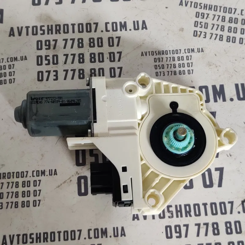 Мотор склопідіймача Audi Q7 05-15 3.6 зад.пр. OEM 40959802B