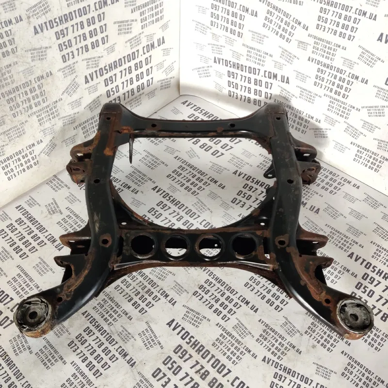 Підрамник Audi Q7 4L (05-15) 3.6 бенз передній OEM 7L0499314