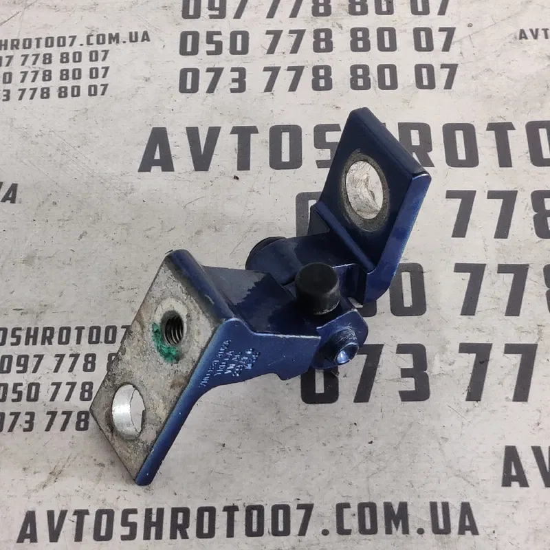 Дверна завіса VW Passat B8 USA (15-22) OEM 7N0831402A