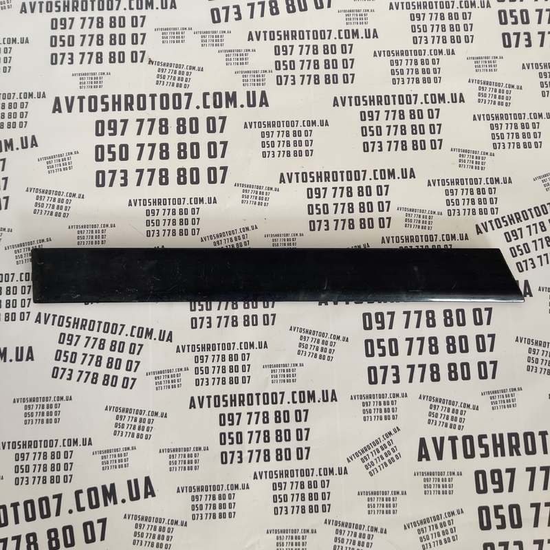 Дверна накладка Audi A6 C4 94-97 задня права OEM 4A0853962A