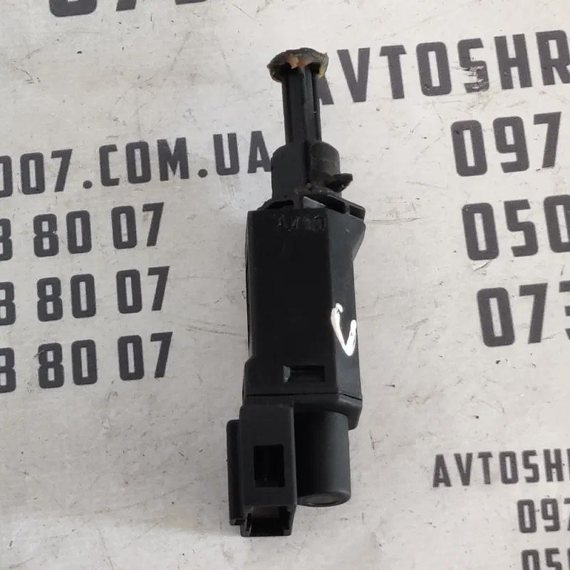 Датчик зчеплення Volkswagen T4 1H0927189D