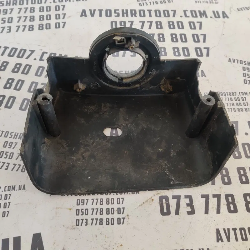 Кожух рульової колонки VW Passat B3 (88-93) OEM 893953516f