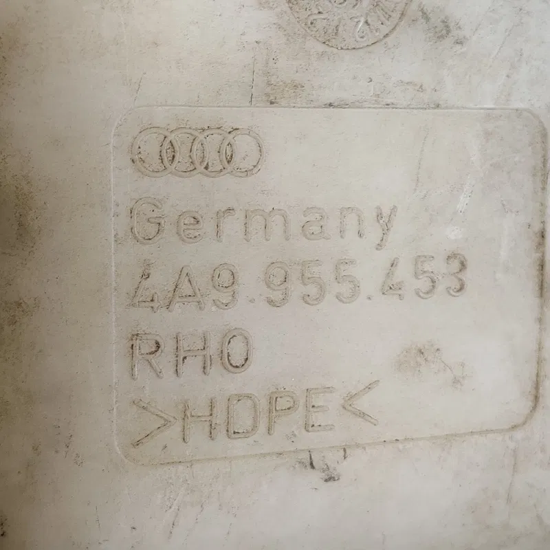 Бачок омивача скла Audi A6 C5 (97-05) OEM 4a9955453