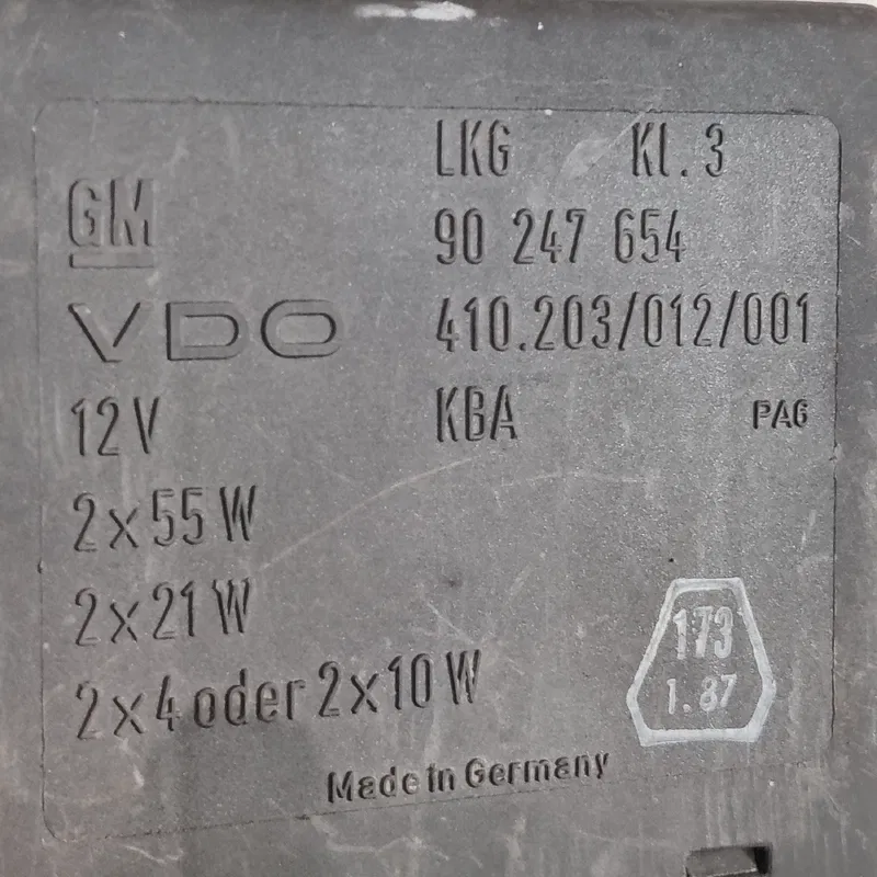 Реле фар Opel Vectra B (95-02) OEM 90247654