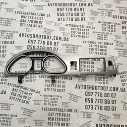 Накладка салону Audi Q7 4L (05-15) 3.6 Бензин OEM 4l1857115g