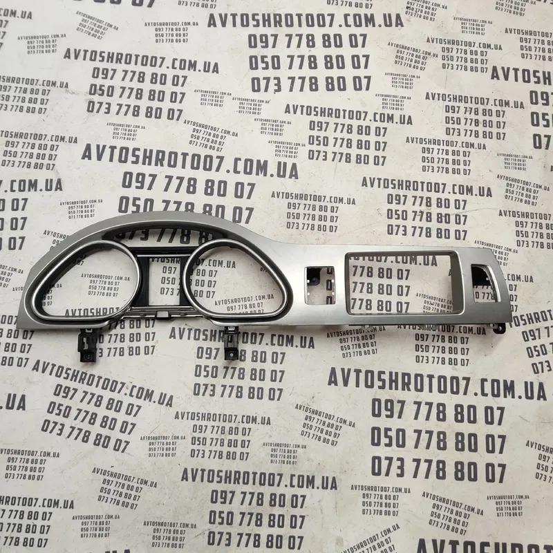 Накладка салону Audi Q7 4L (05-15) 3.6 Бензин OEM 4l1857115g