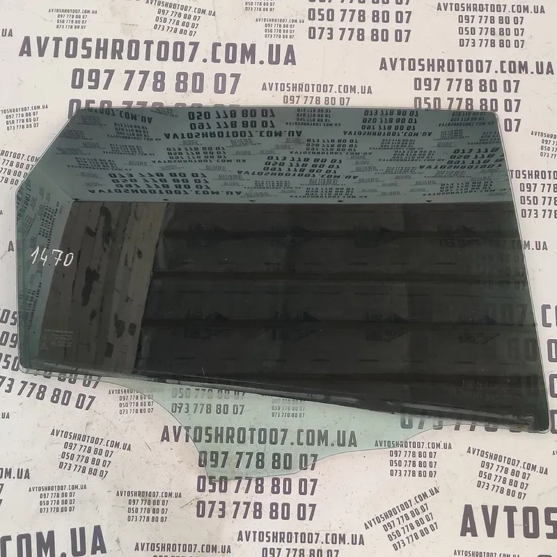 Скло дверей Mazda 3 BK (03-09) заднє праве OEM 43r008577