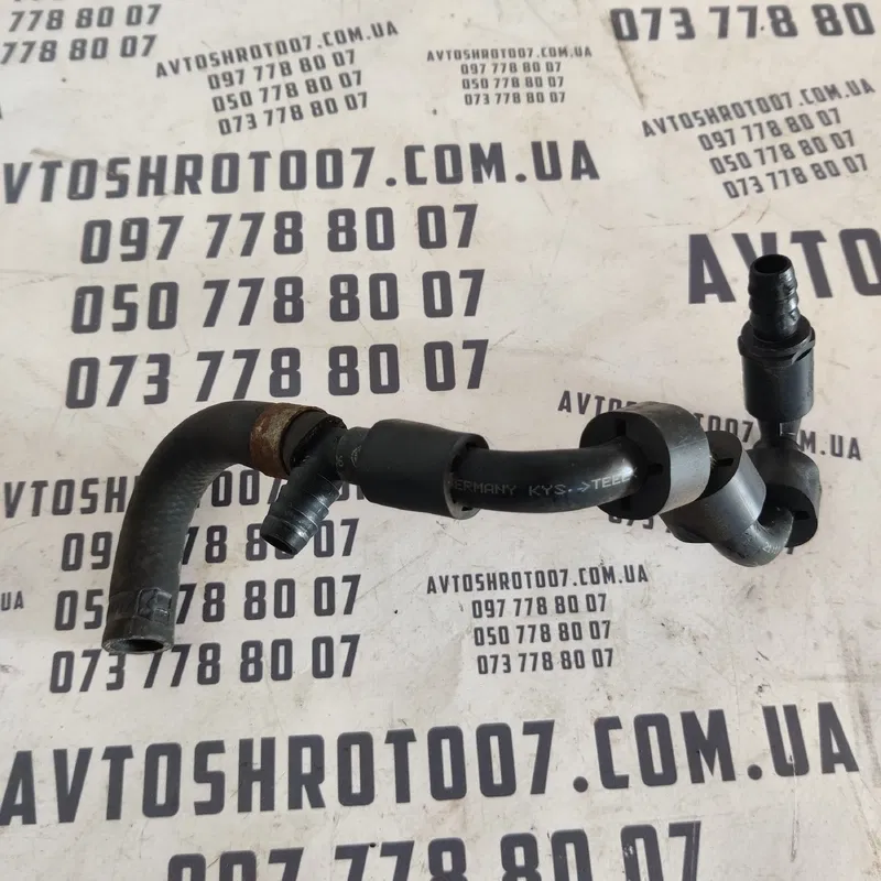 Патрубок повітряний Audi Q7 4L 05-15 3.6 Бенз OEM 1KO612071D