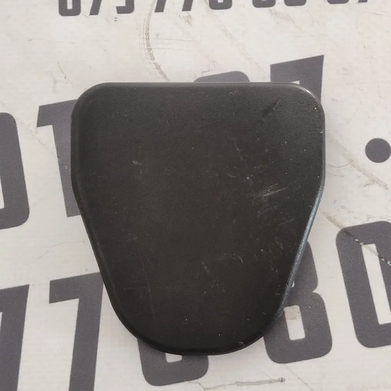 Накладка салону Audi Q7 4L (05-15) 3.6 Бензин OEM 4L0881345A