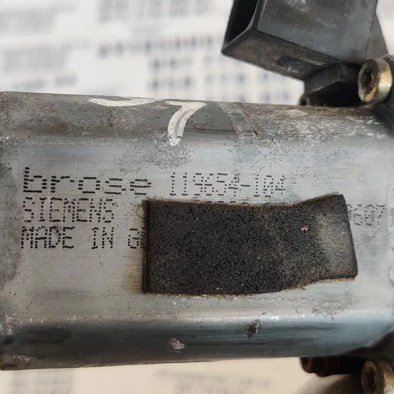Мотор склопідіймача Mercedes W220 (98-05) OEM 119654104