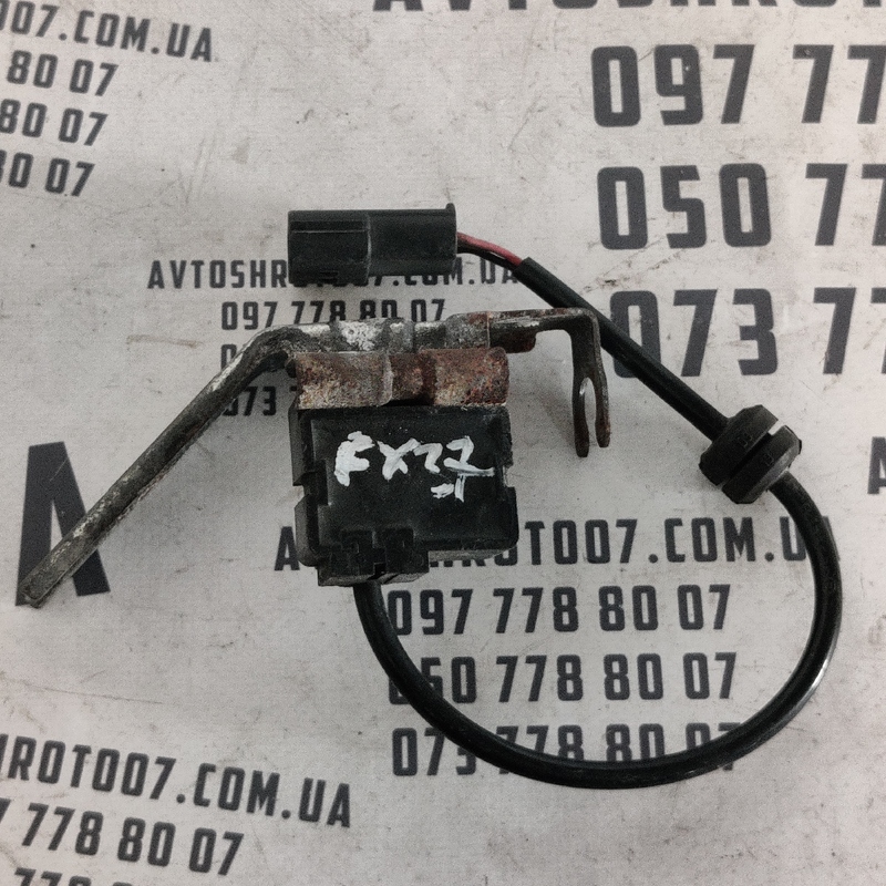 Датчик підвіски Infiniti FX 37 (08-13) 3.7 OEM 988051CF1B