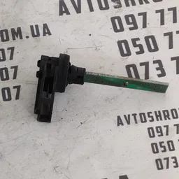 Датчик температури повітря Audi A4 B5 (94-01) OEM 4B0820539 фото 1