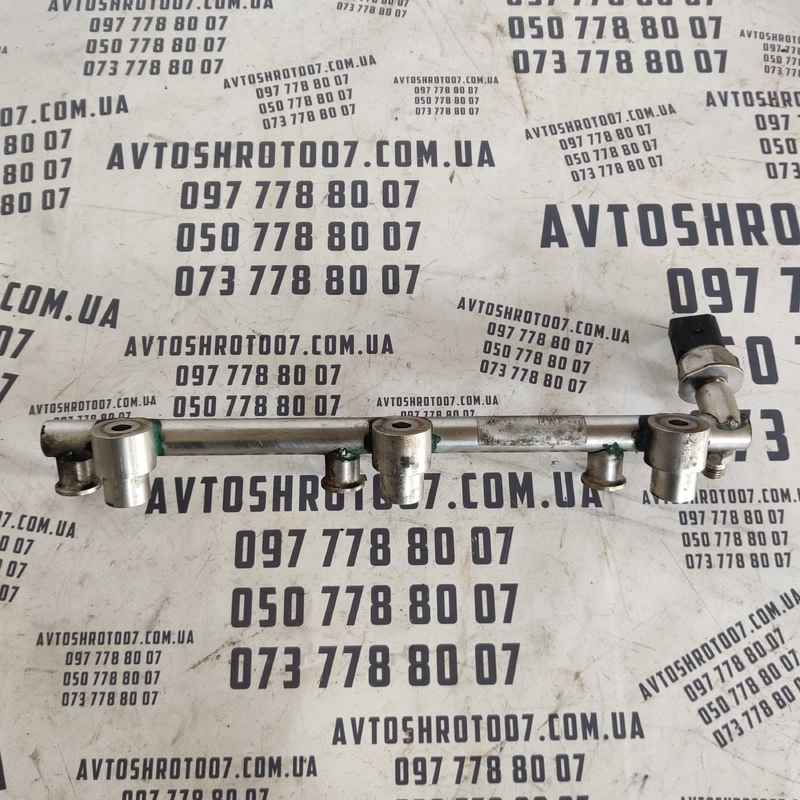 Паливна рейка Audi Q7 4L (05-15) 3.6 Бензин OEM 03C906051D