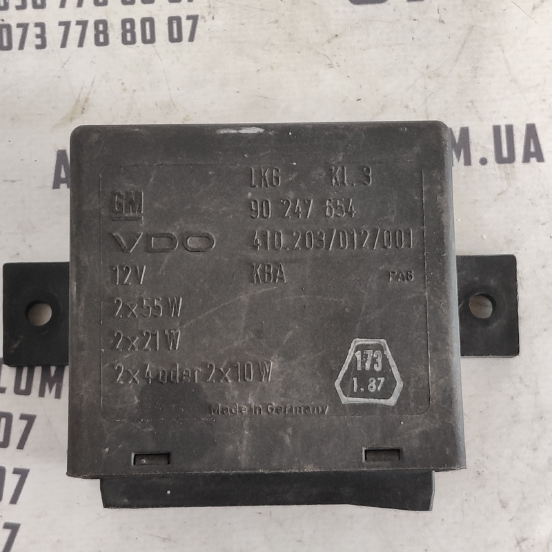 Реле фар Opel Vectra B (95-02) OEM 90247654
