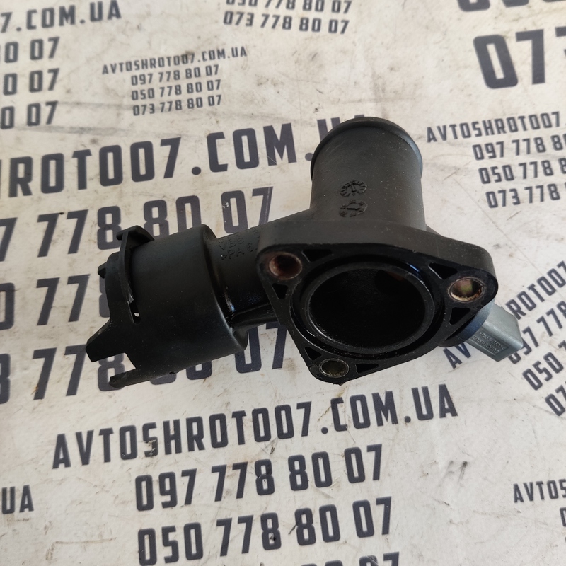 Фланець охолодження Audi Q7 4L (06-15) 3.6 Бензин 03h121133