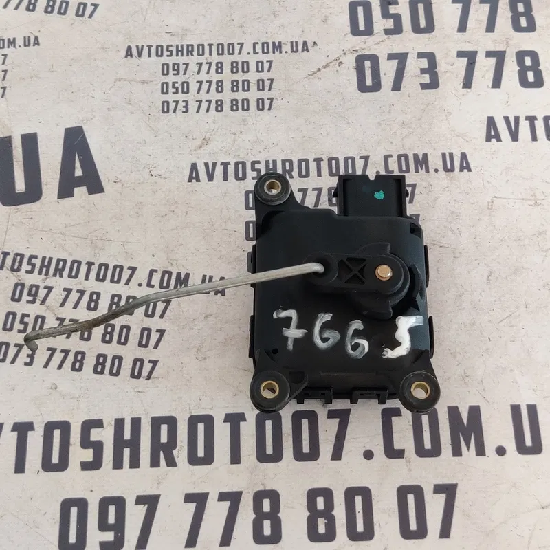 Двигун заслінки пічки Audi A6 C5 (97-05) OEM 4B1820511