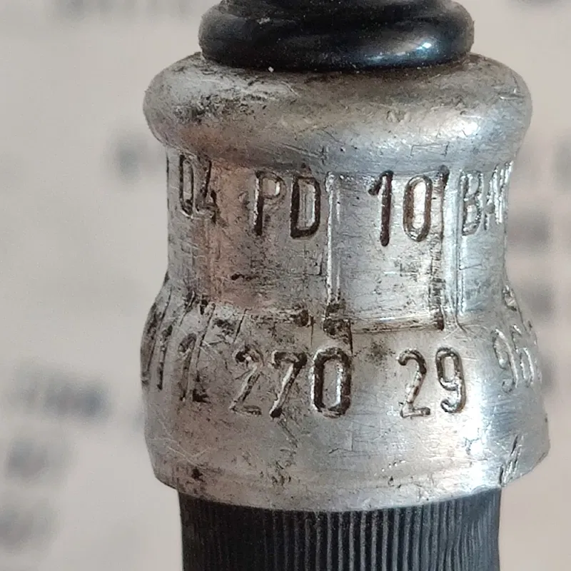 Трубка охолодження Mercedes W211 (02-09) OEM a2112702996