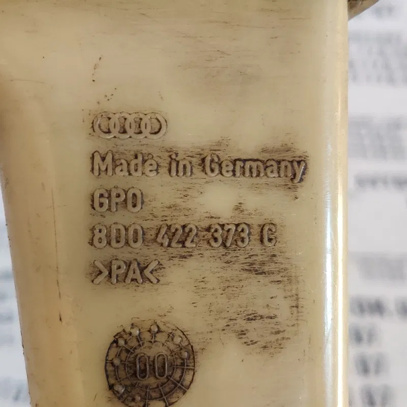 Бачок ГУР Volkswagen Passat B5 (96-05) OEM 8D0422373C
