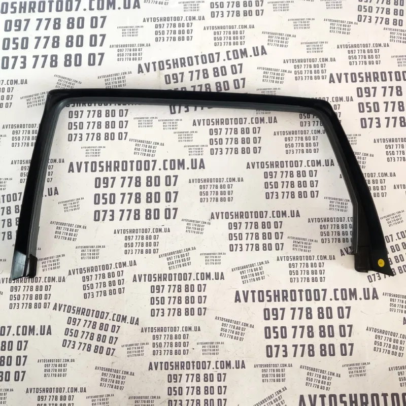 Дверна накладка Audi Q7 4L (05-15) 3.6 з.ліва OEM 4L0867671