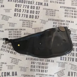 Накладка зовнішня Audi Q7 4L (05-15) 3.6 Бенз OEM 4L0819511 фото 2
